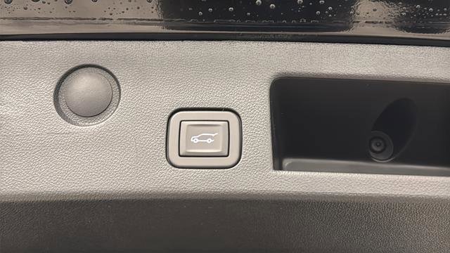New 2026 Chevrolet Equinox LT w/ Convenience Package II AWD/4WD image 31