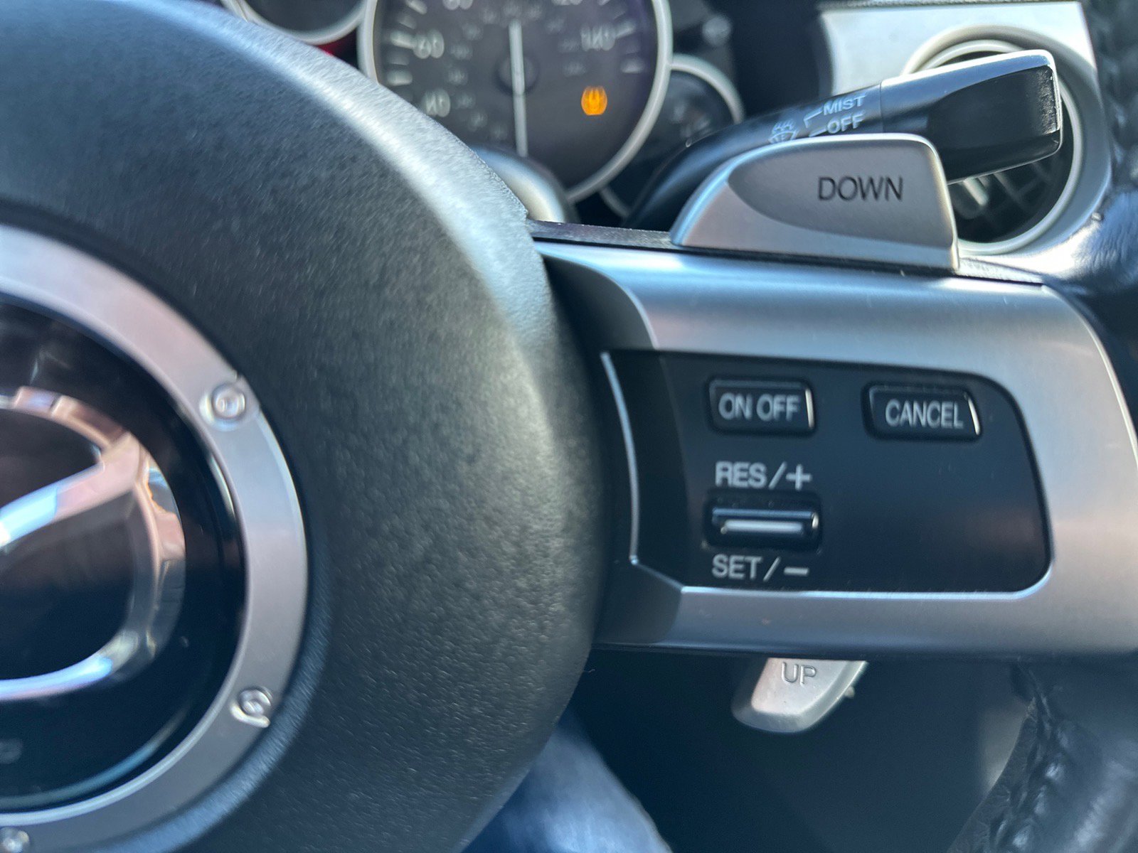 Used 2011 MAZDA MX-5 Miata Sport image 16