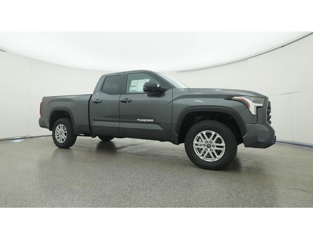 Used 2024 Toyota Tundra SR5 w/ SR5 Premium Package AWD/4WD image 29