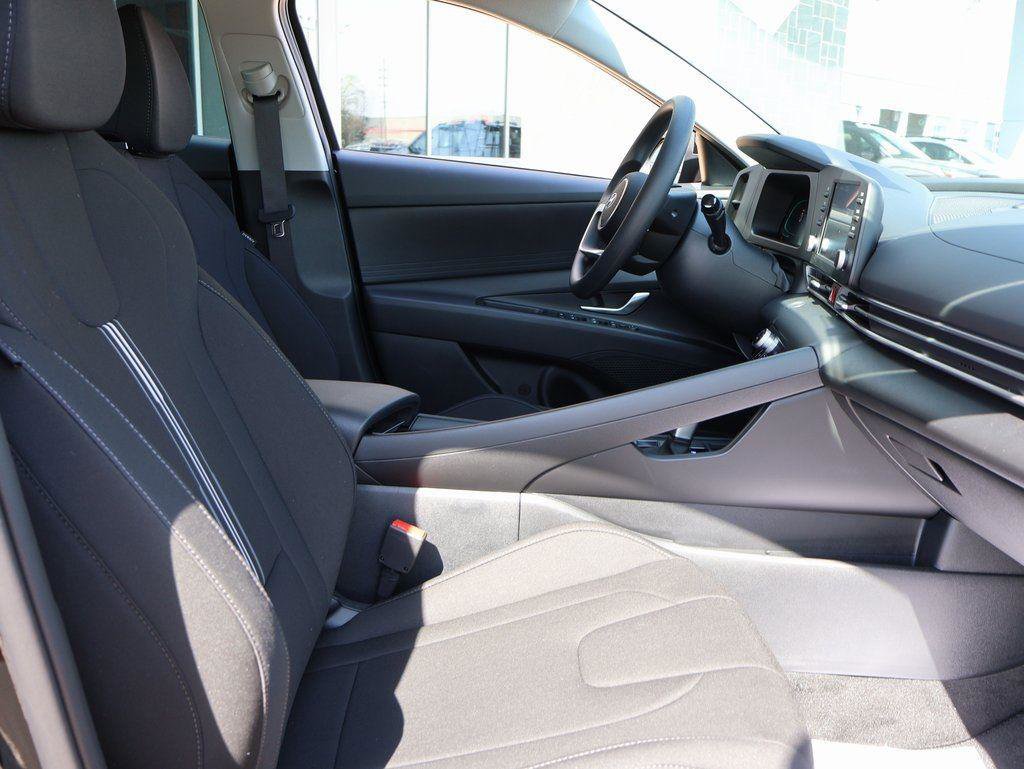 New 2026 Hyundai Elantra Blue image 14