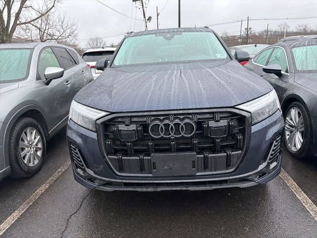Used 2025 Audi Q7 2.0T Premium Plus w/ Premium Plus Package image 3