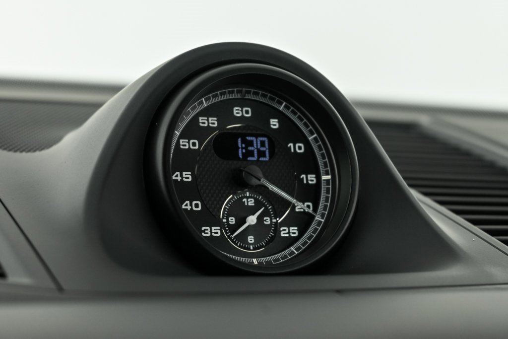 New 2026 Porsche Macan image 16