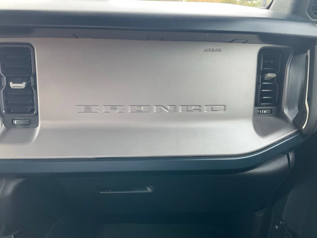 Used 2023 Ford Bronco Outer Banks image 43