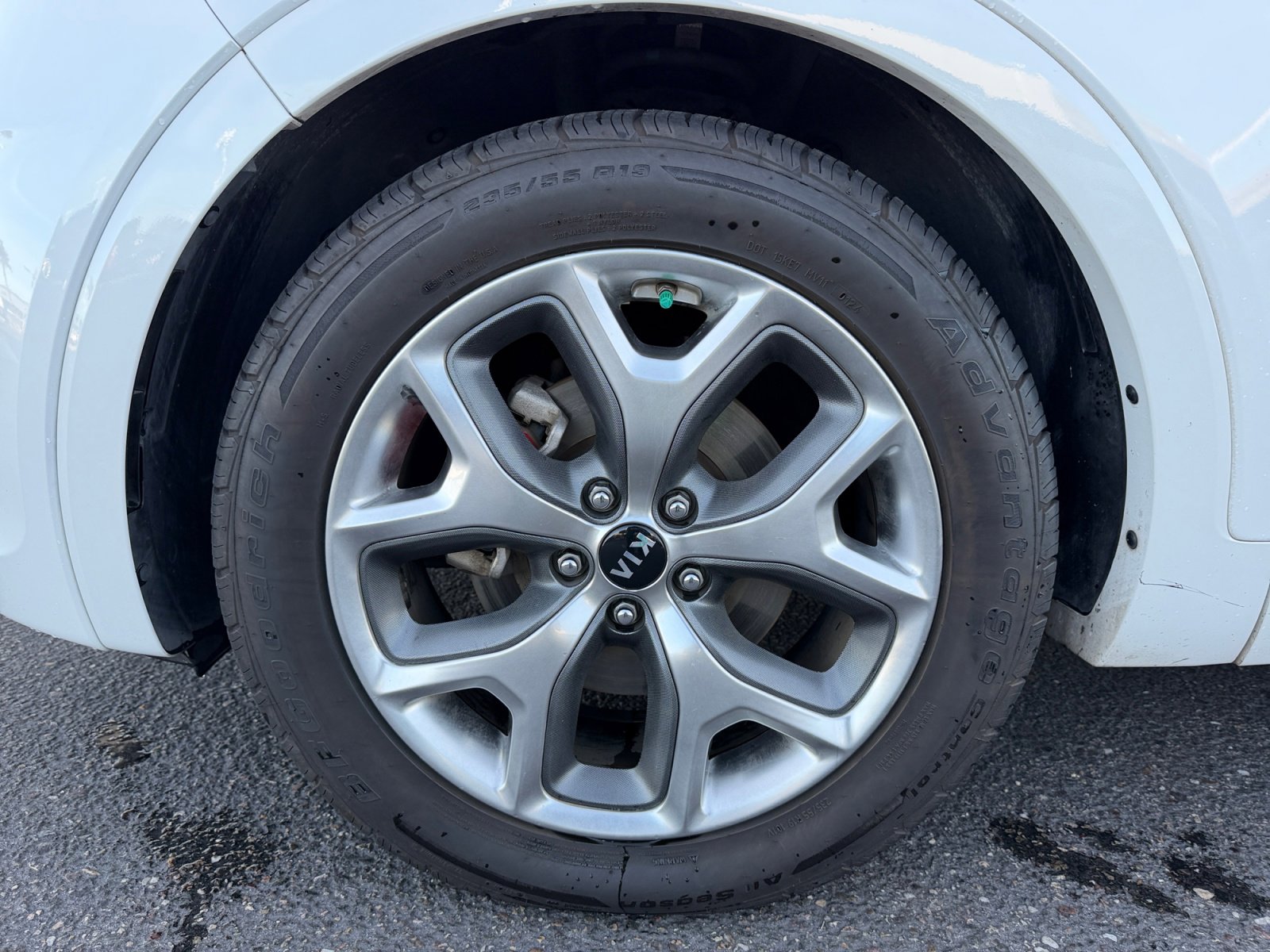 Used 2019 Kia Sorento SX image 26