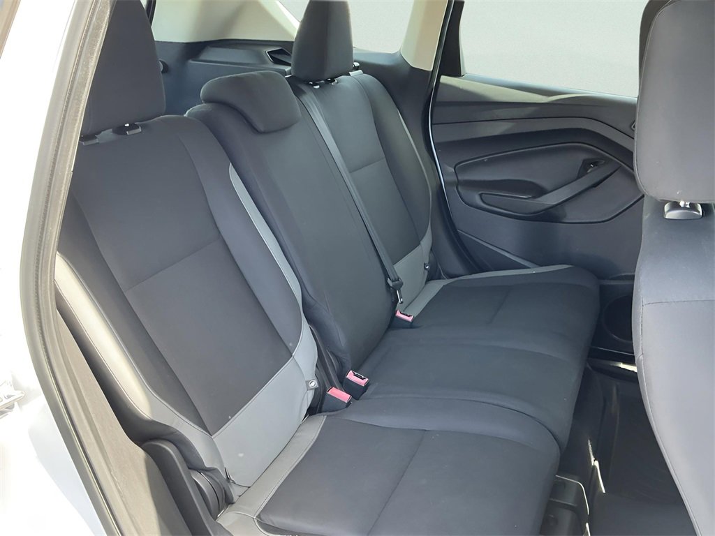 Used 2015 Ford Escape S image 32