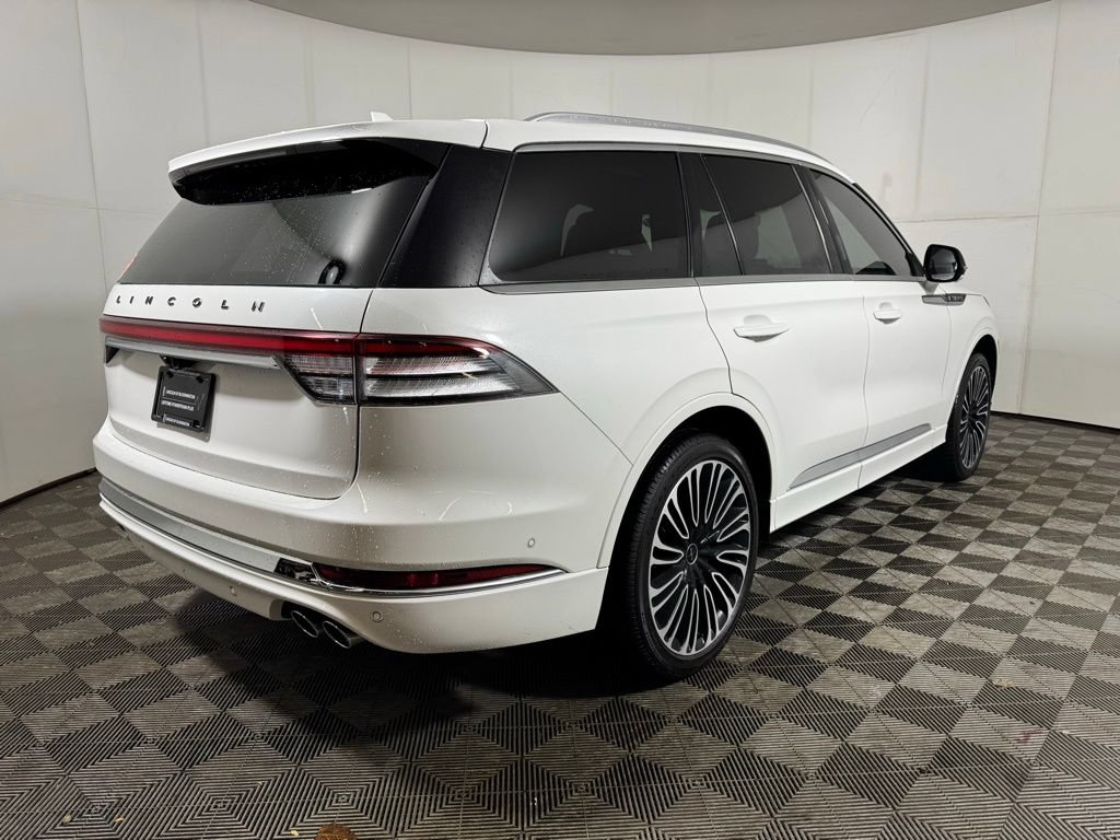 Certified 2023 Lincoln Aviator Black Label w/ Dynamic Handling Package AWD/4WD image 5
