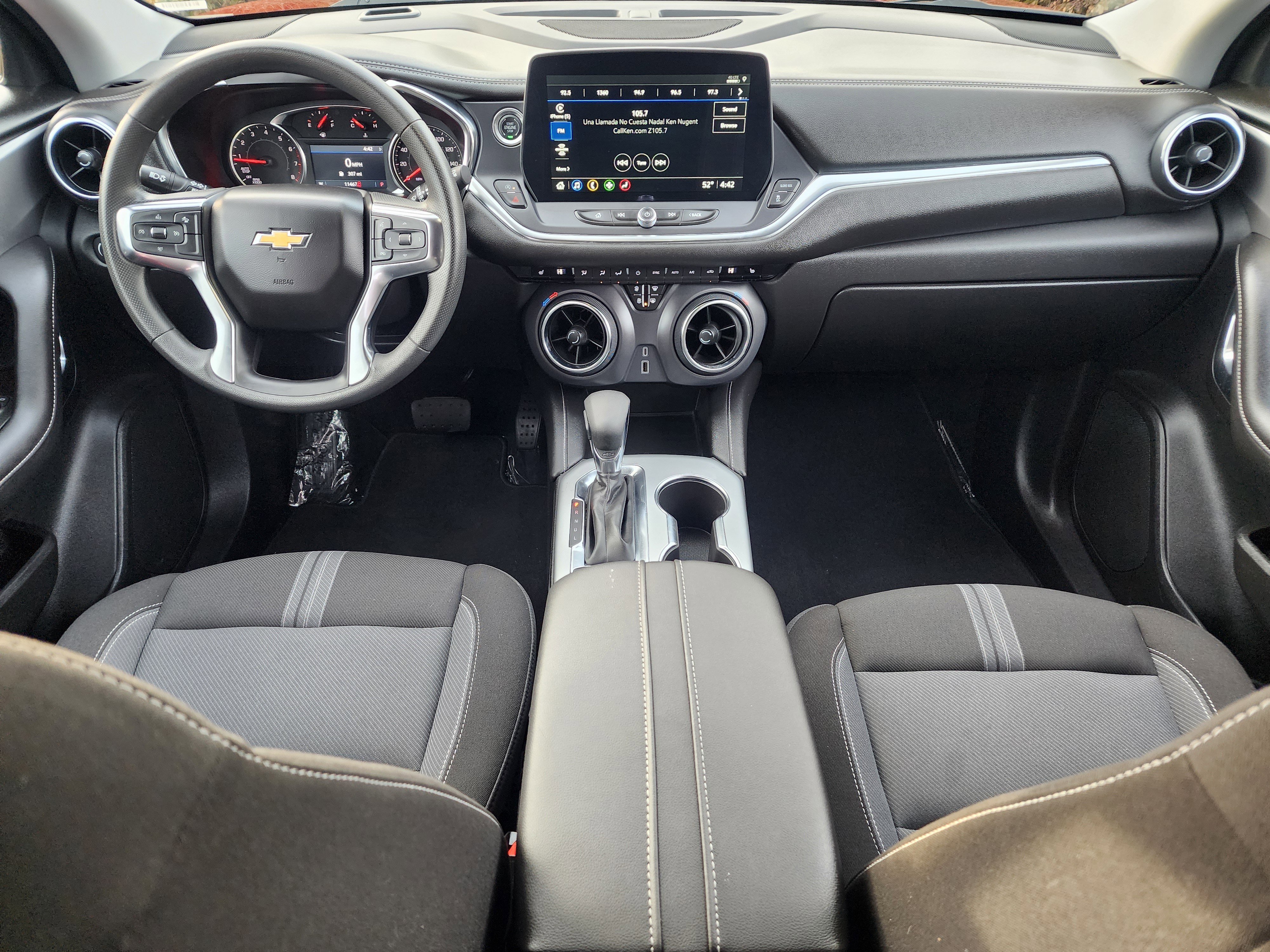 Used 2025 Chevrolet Blazer LT image 18