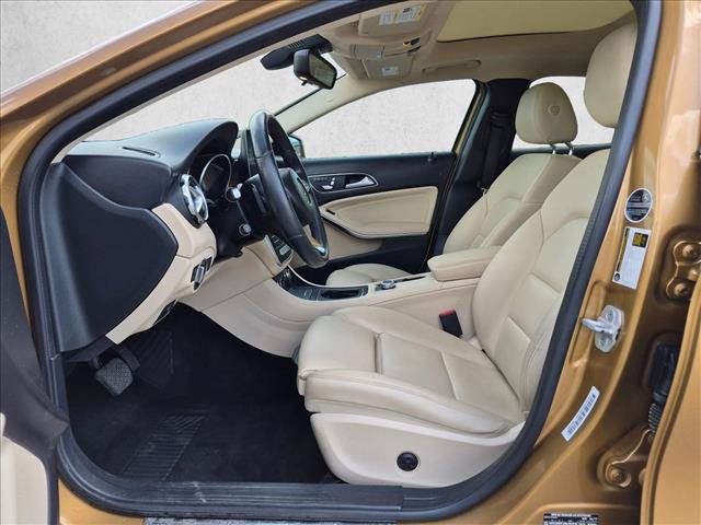 Used 2018 Mercedes-Benz GLA 250 image 16