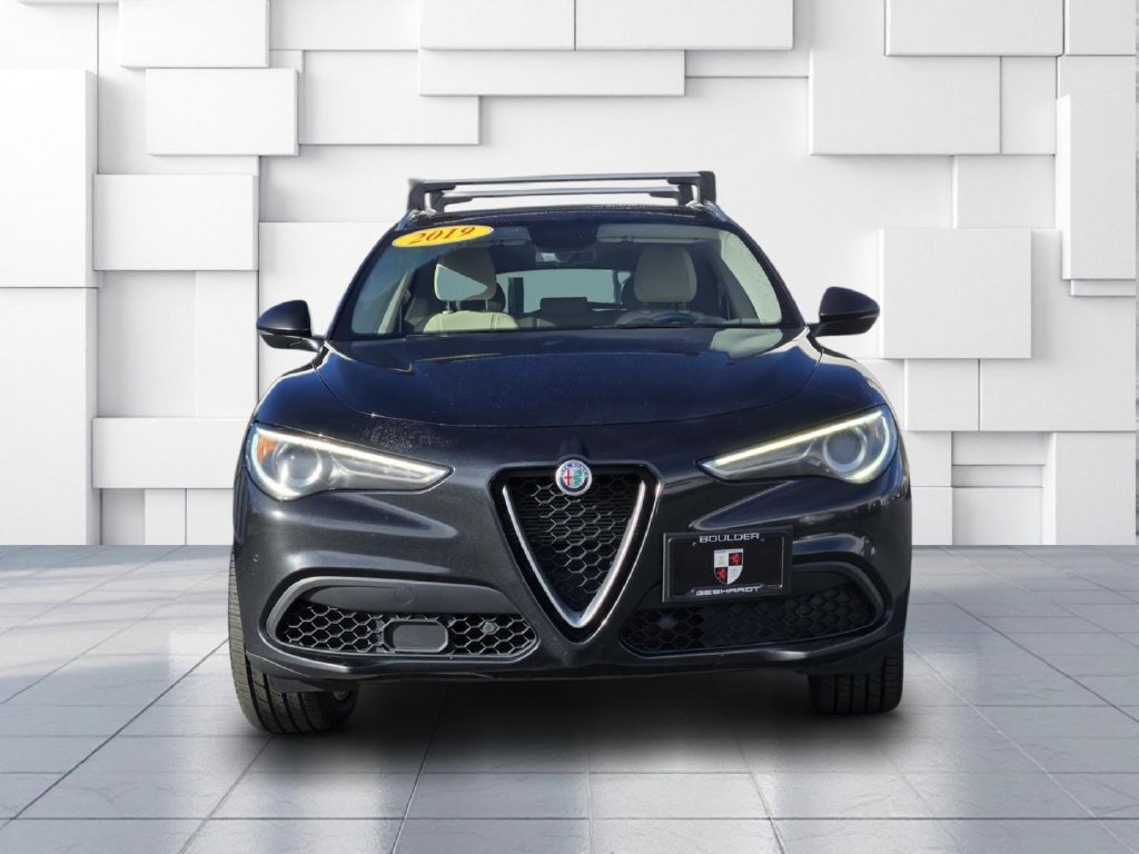 Used 2019 Alfa Romeo Stelvio Ti Lusso w/ Quick Order Package 22X Lusso AWD/4WD image 2
