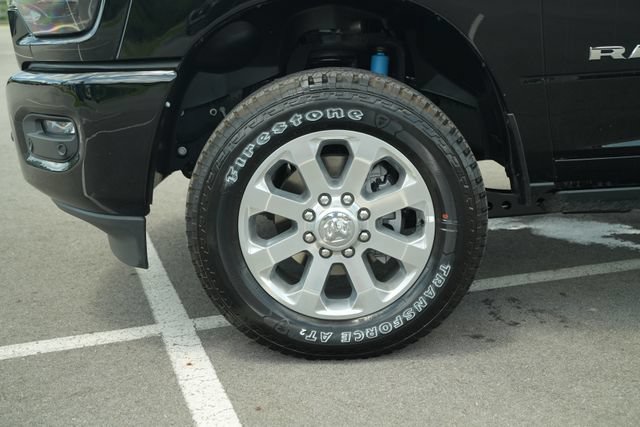 New 2026 RAM 2500 Laramie AWD/4WD image 9