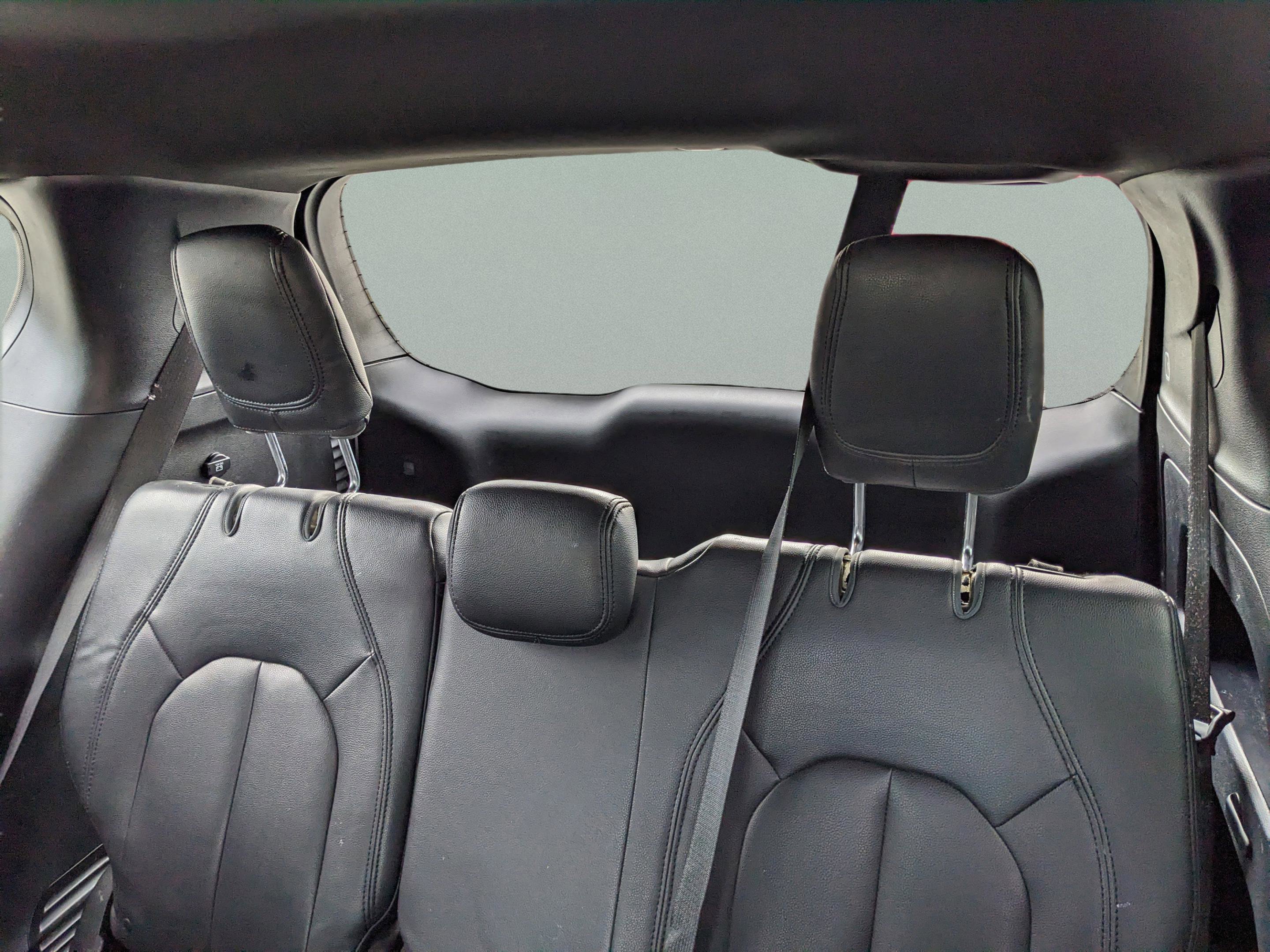 Used 2019 Chrysler Pacifica Touring Plus w/ S Appearance Package image 23