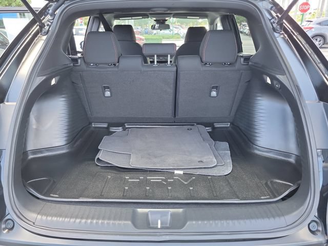 Certified 2025 Honda HR-V Sport image 9
