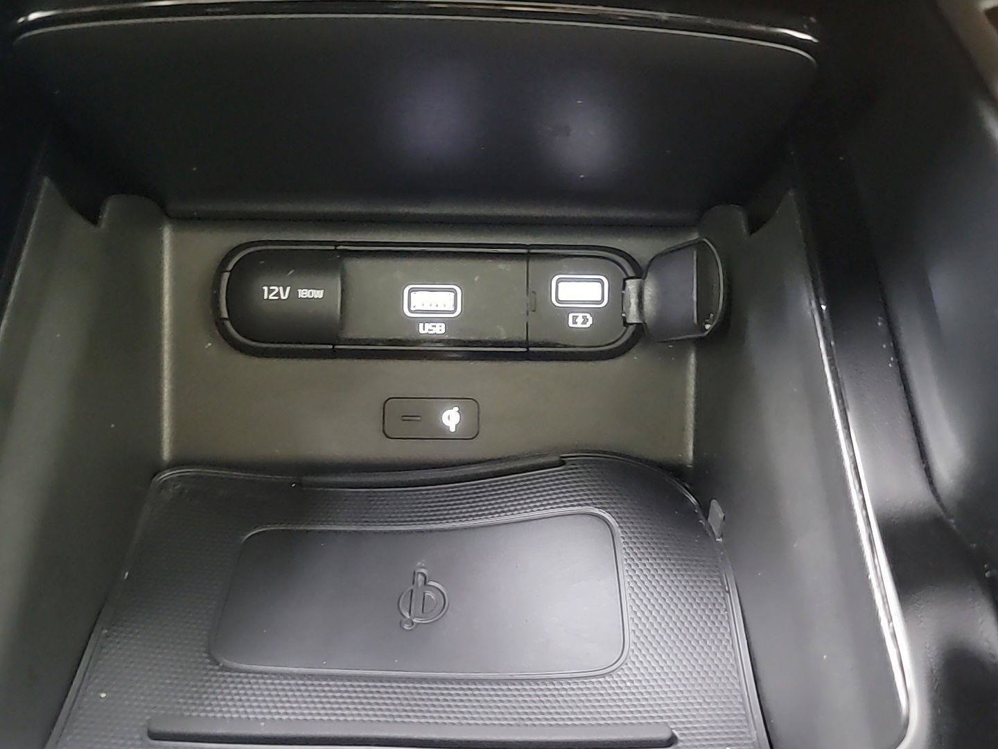 Certified 2022 Kia Telluride EX w/ EX Premium Package AWD/4WD image 35