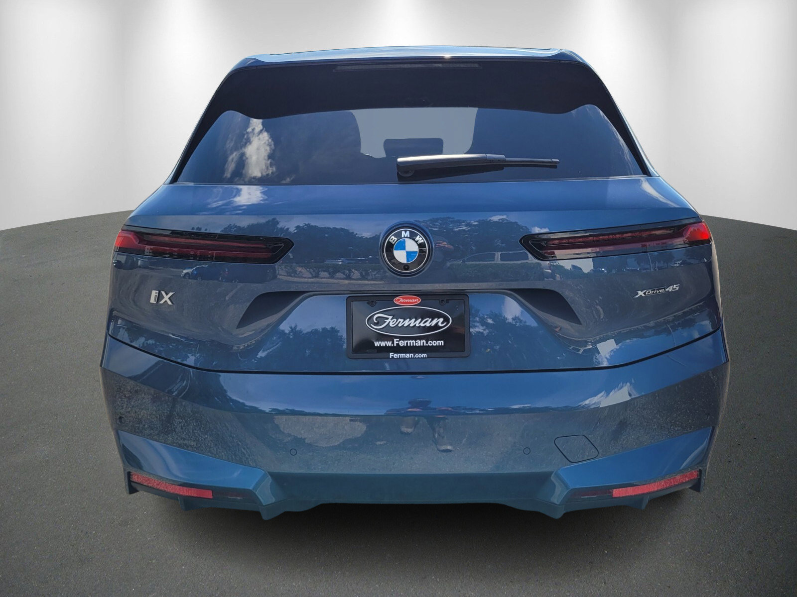New 2026 BMW iX xDrive45 w/ Climate Comfort Package image 6