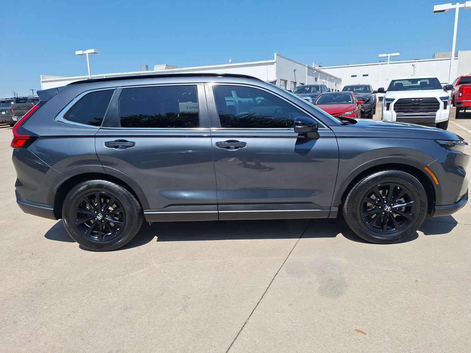 Used 2025 Honda CR-V Sport image 7