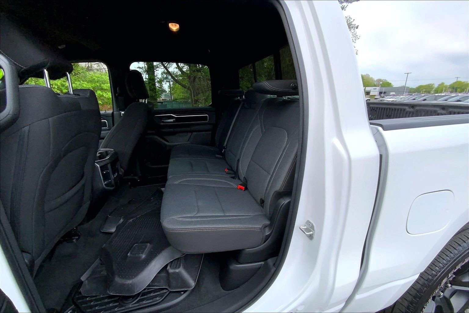 Used 2023 RAM 1500 Big Horn AWD/4WD image 17