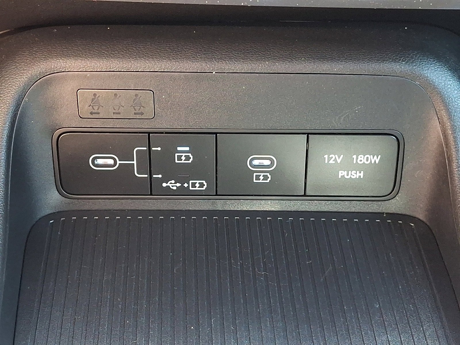 Certified 2026 Hyundai Kona SE AWD/4WD image 23