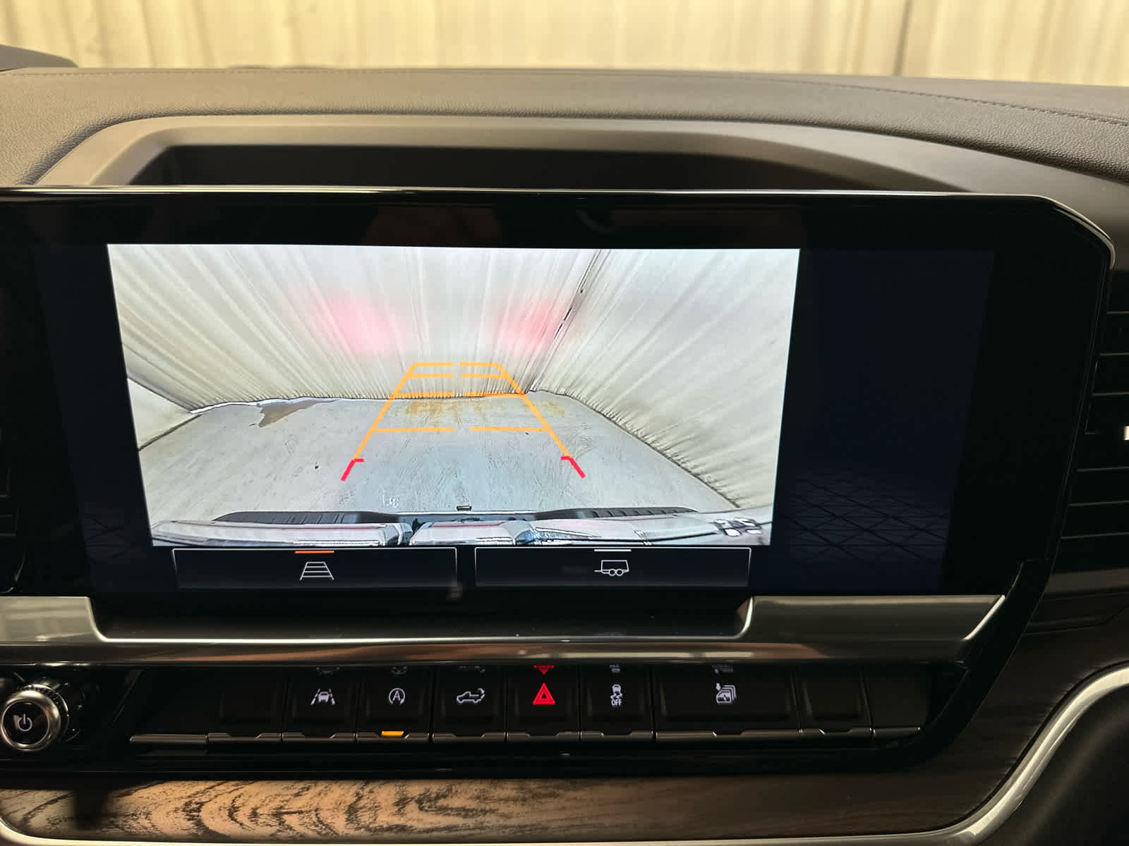 New 2026 GMC Sierra 1500 SLT w/ SLT Convenience Package image 15