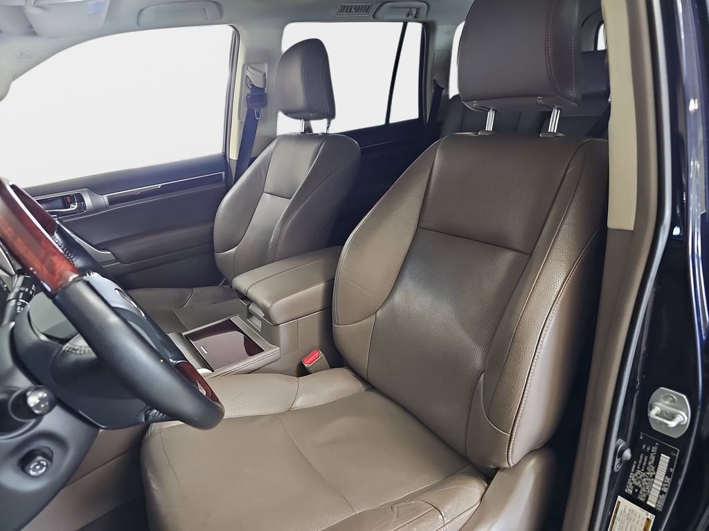 Used 2018 Lexus GX 460 Premium w/ Premium Package AWD/4WD image 17