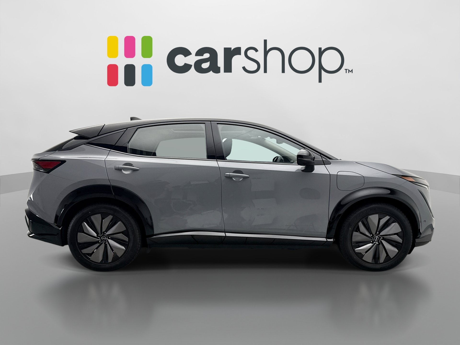 Used 2024 Nissan Ariya AWD image 6