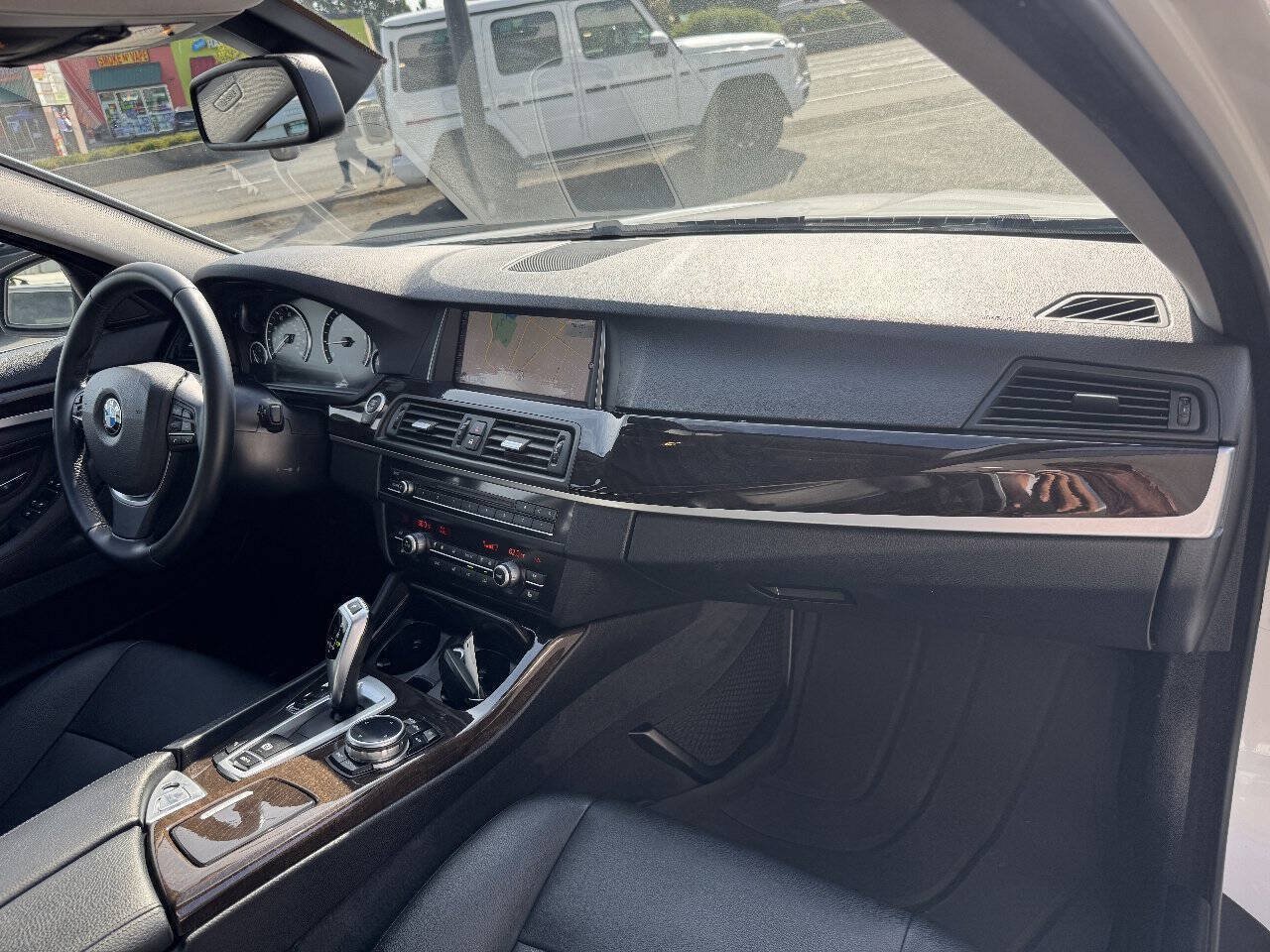 Used 2015 BMW 528i Sedan RWD image 18