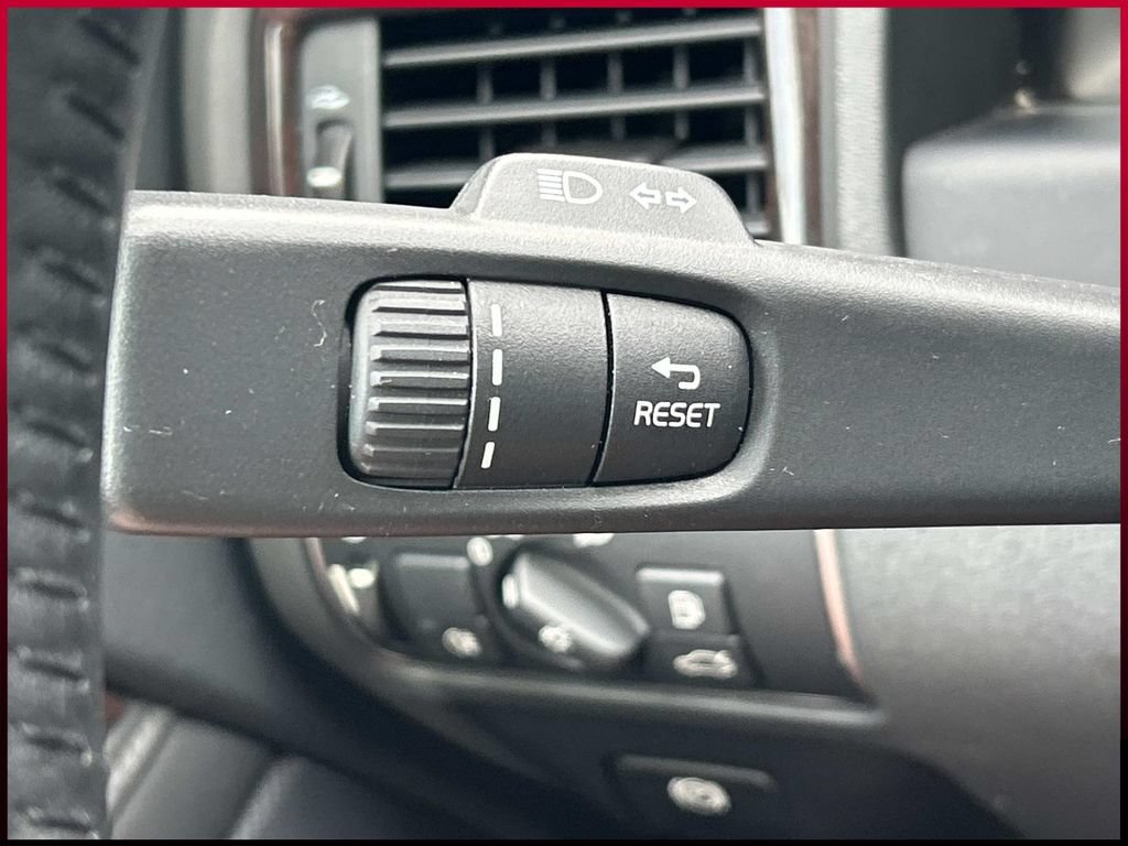 Used 2016 Volvo S80 T5 w/ Convenience Package FWD image 31