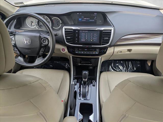 Used 2016 Honda Accord Touring image 18