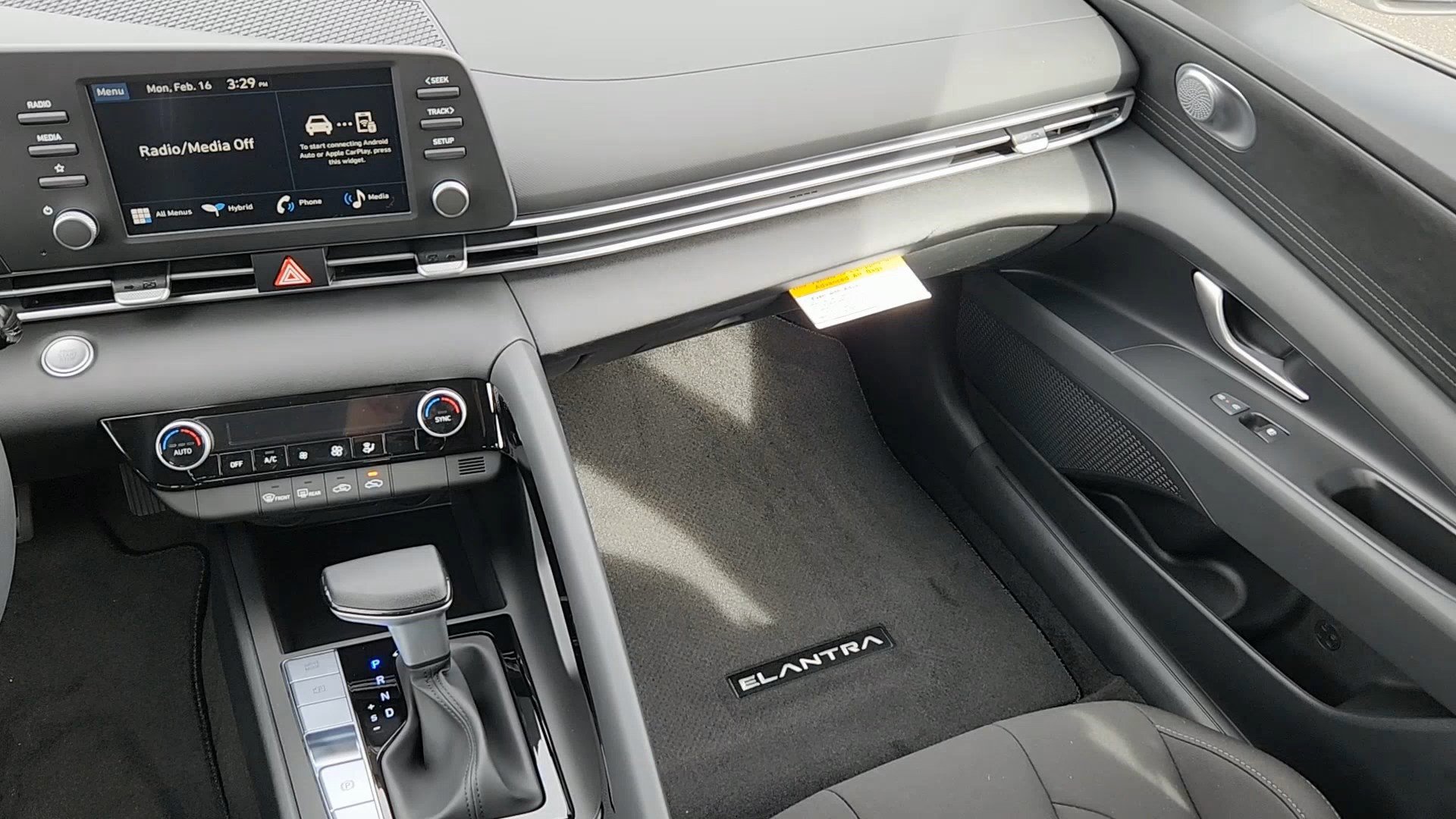 New 2026 Hyundai Elantra Blue image 6