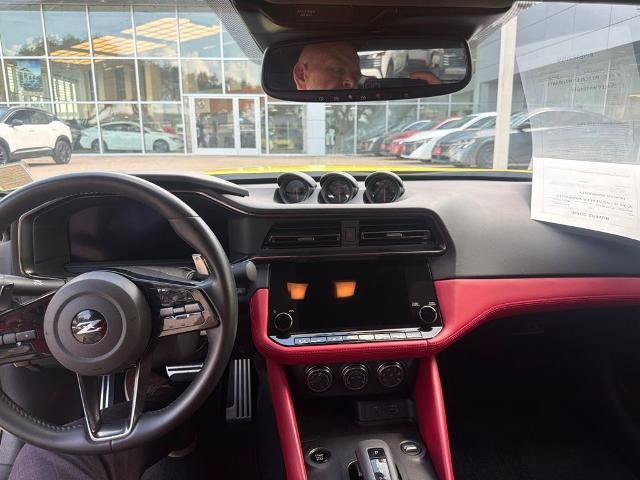 Certified 2024 Nissan Z Performance w/ Floor Mat Package RWD image 22