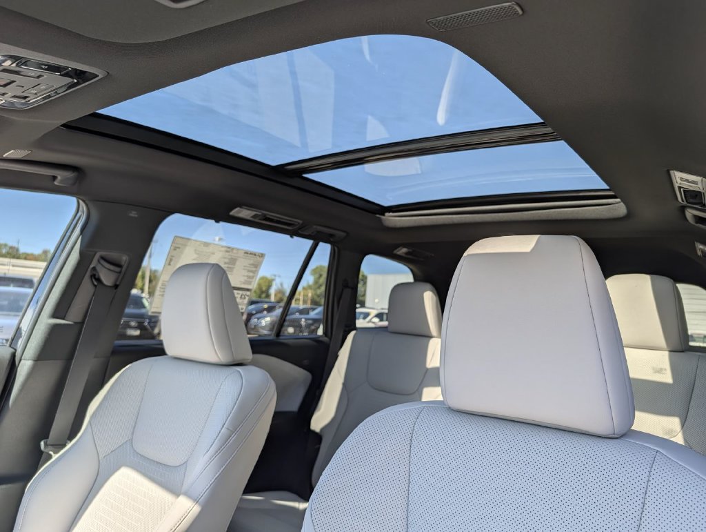 New 2026 Lexus TX 350 AWD image 16