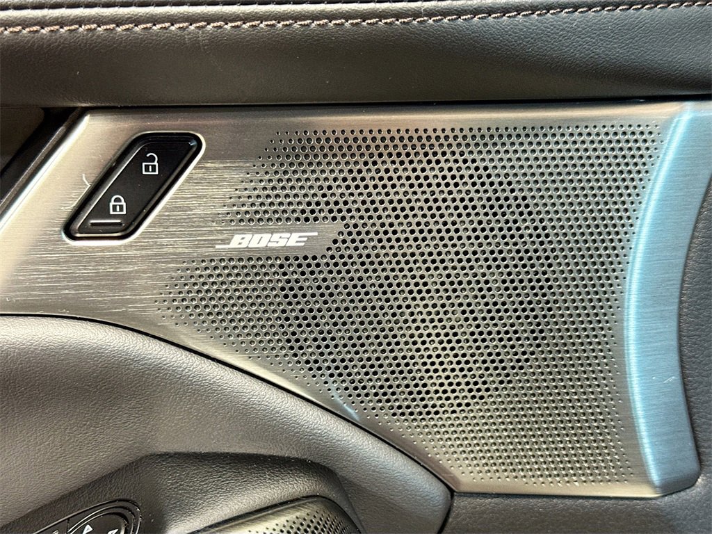 Used 2019 MAZDA MAZDA3 Hatchback w/ Preferred Package image 26