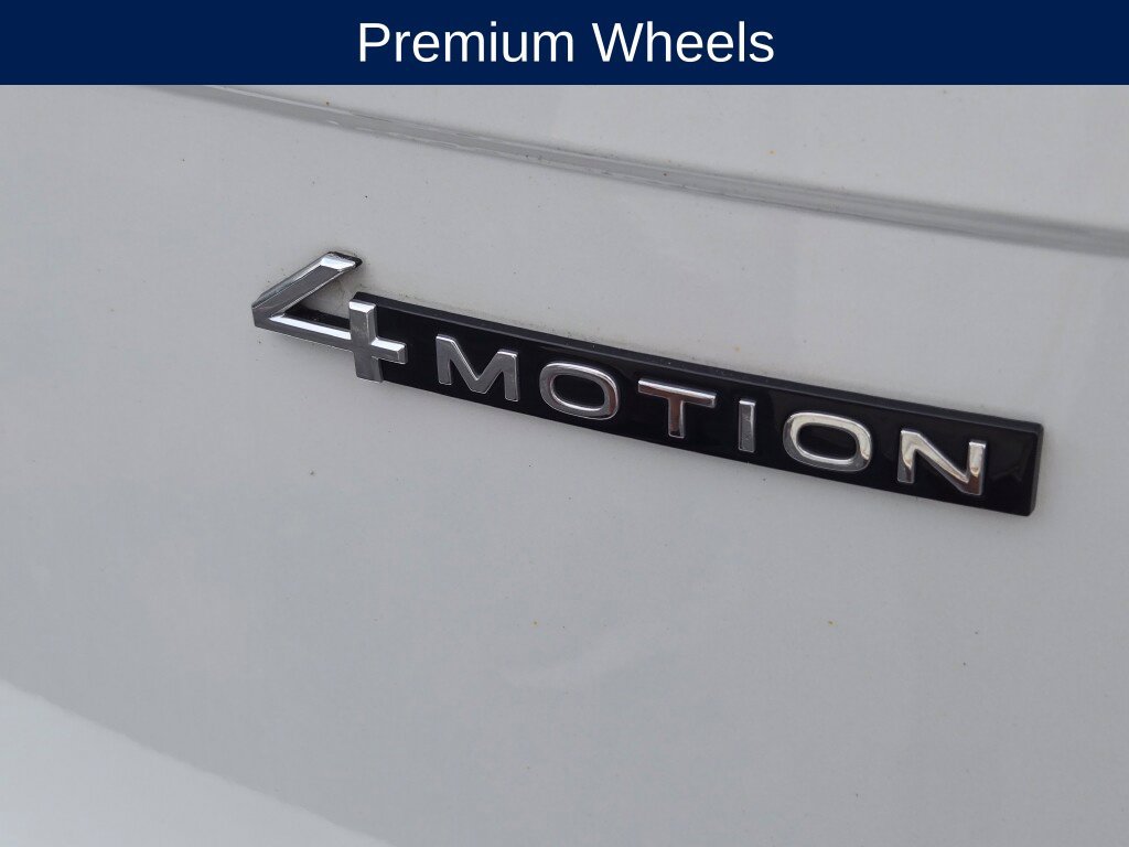 Used 2024 Volkswagen Tiguan SE R-Line w/ MDO Package, Two-Row AWD/4WD image 19