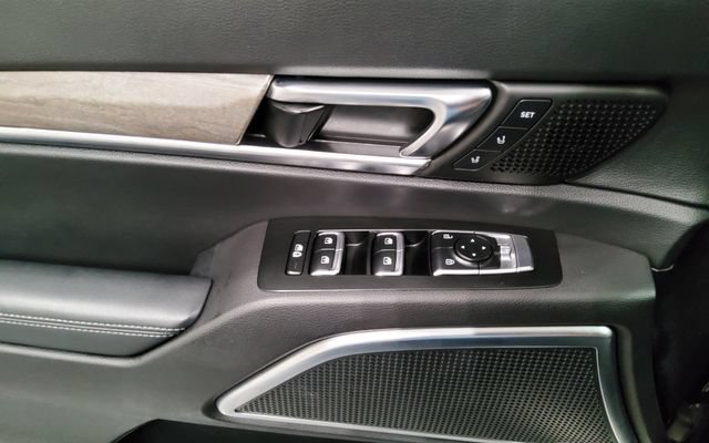 Used 2022 Kia Telluride SX w/ Nightfall Edition Package AWD/4WD image 29