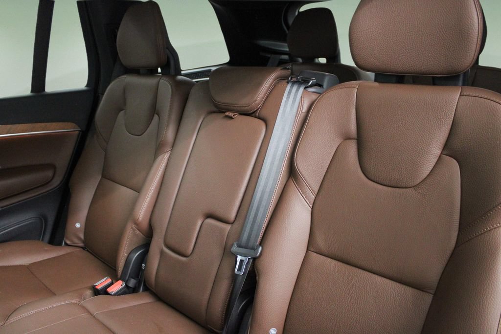 Used 2023 Volvo XC90 B6 Plus w/ Protection Package Premier AWD/4WD image 25
