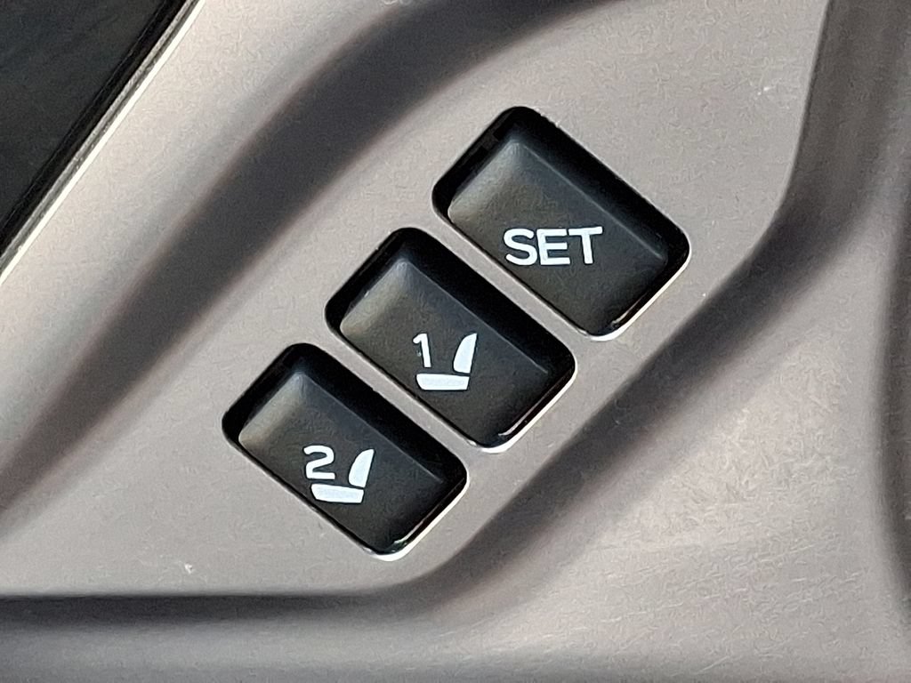 Certified 2023 Subaru Outback Limited AWD/4WD image 28