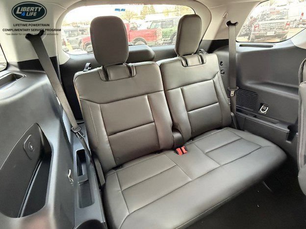 New 2026 Ford Explorer Active w/ Active Comfort Package AWD/4WD image 14
