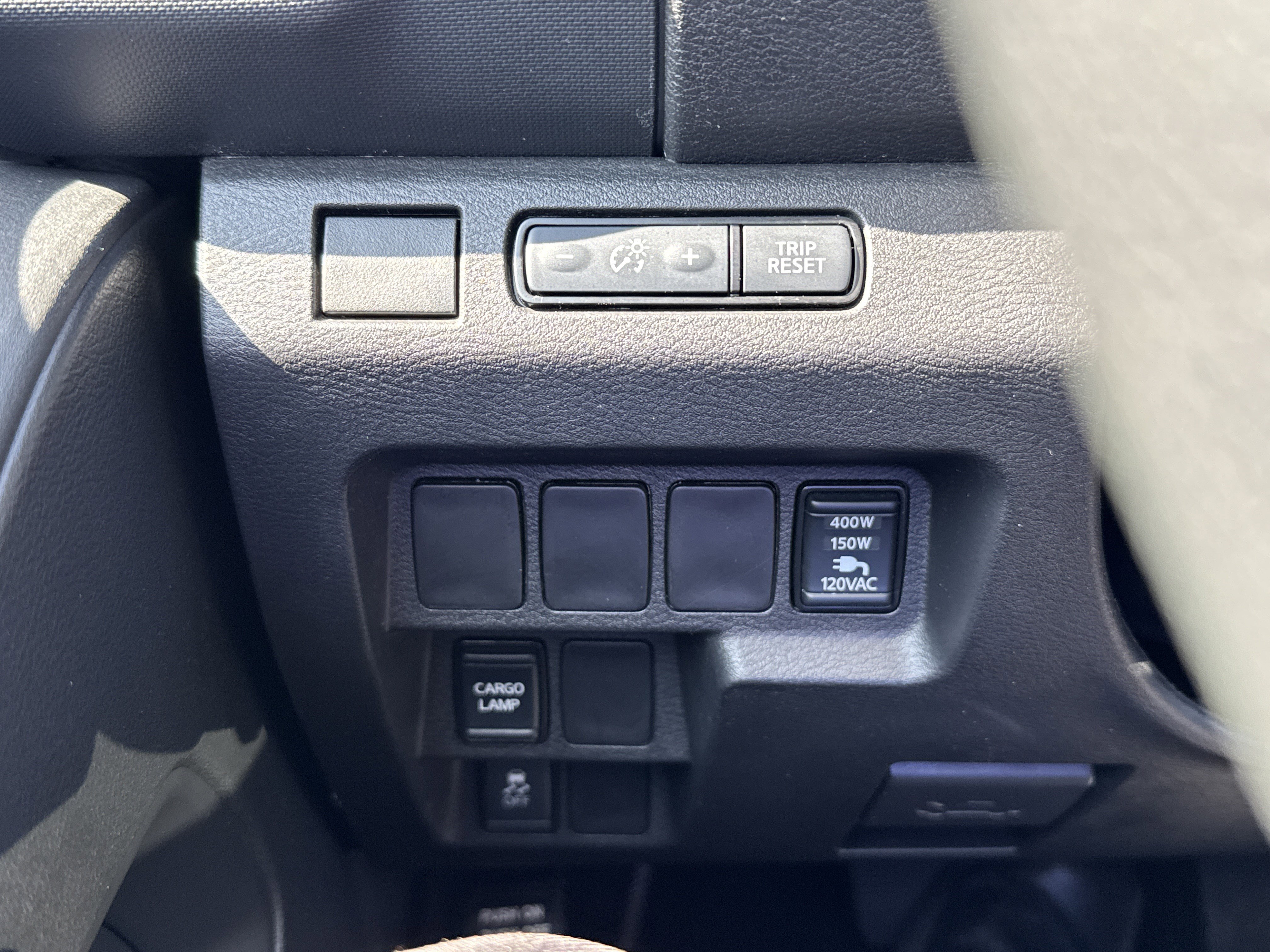 Used 2024 Nissan Frontier S w/ S Utility Package image 26