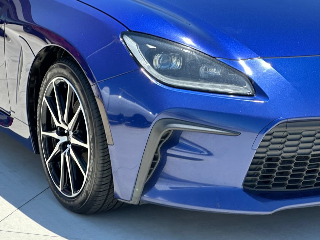 Used 2022 Toyota GR86 w/ ALL Weather Mat Package (TMS) RWD image 14