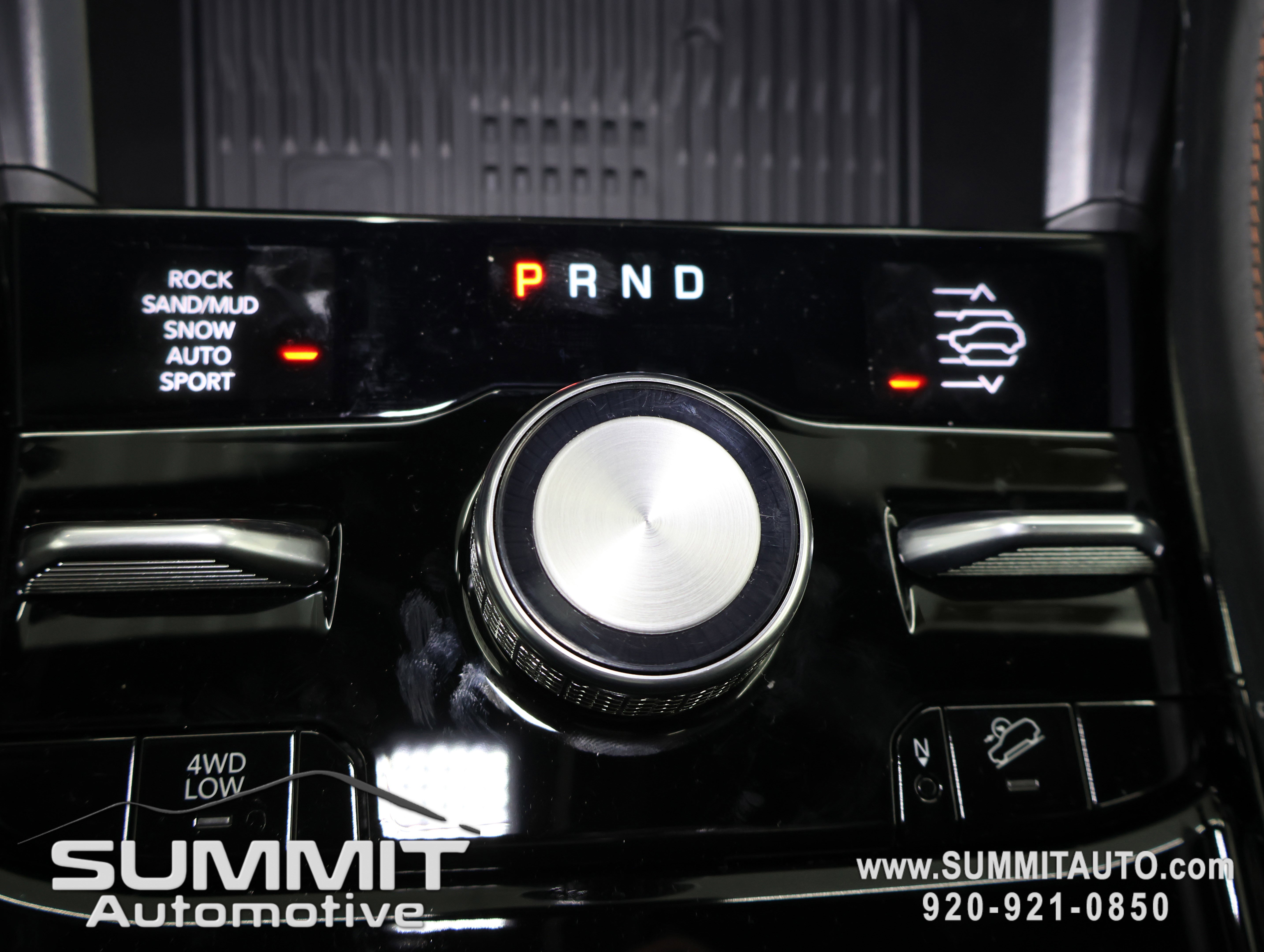 New 2026 Jeep Grand Cherokee Summit image 49