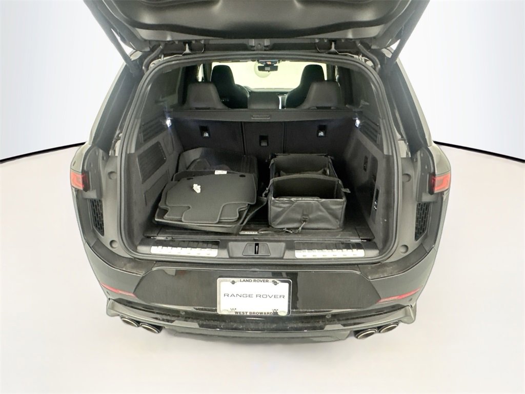 New 2026 Land Rover Range Rover Sport SV image 26