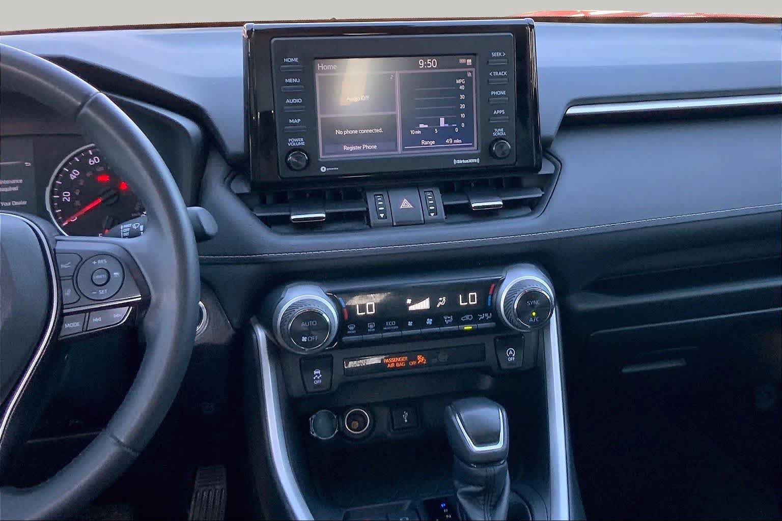 Used 2021 Toyota RAV4 XLE Premium FWD image 7