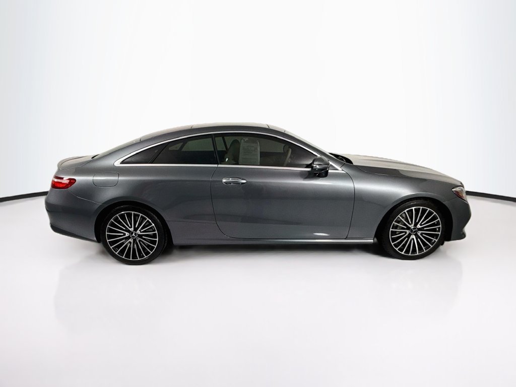Used 2018 Mercedes-Benz E 400 Coupe image 4