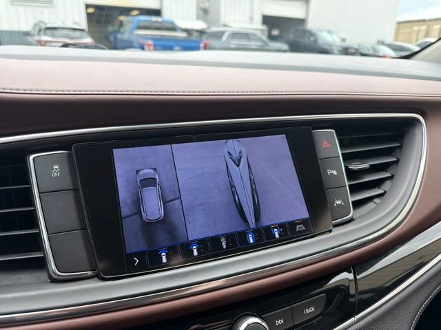 Used 2020 Buick Enclave Avenir FWD image 22