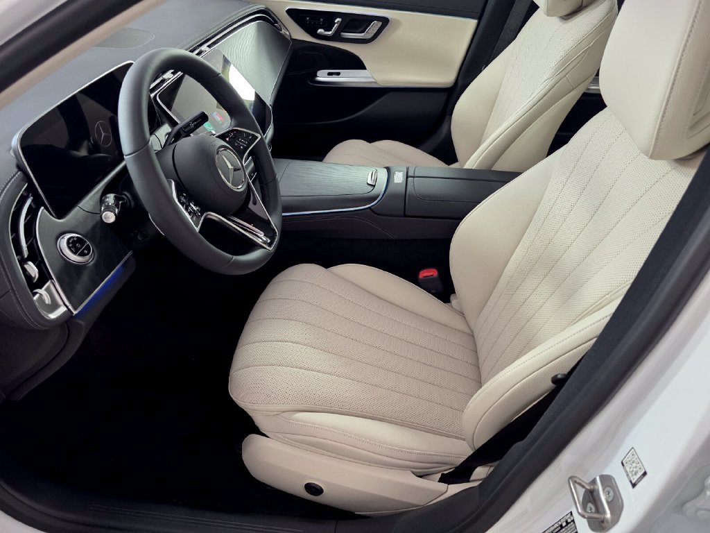 New 2027 Mercedes-Benz E 450 4MATIC Sedan image 6