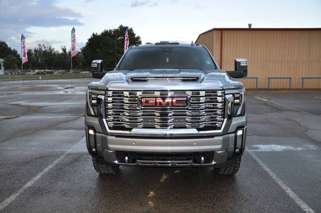 Used 2024 GMC Sierra 2500 Denali w/ Denali Reserve Package image 8