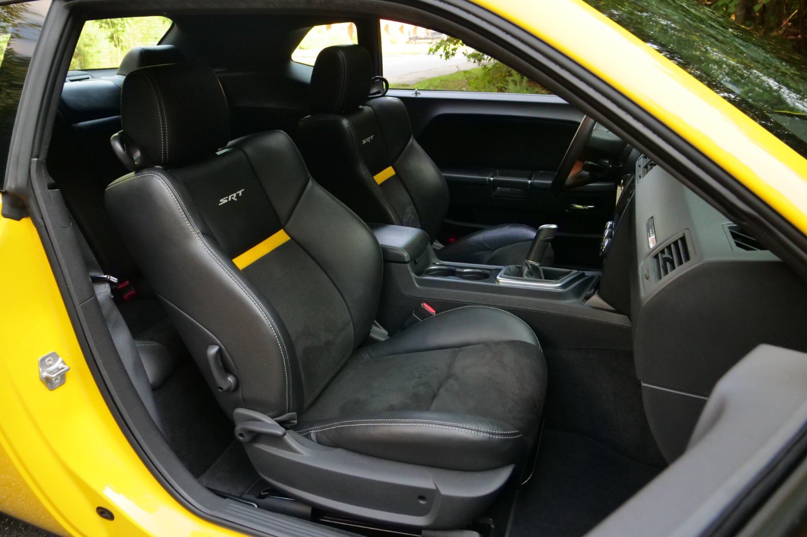 Used 2010 Dodge Challenger SRT8 w/ SRT Option Group II RWD image 30