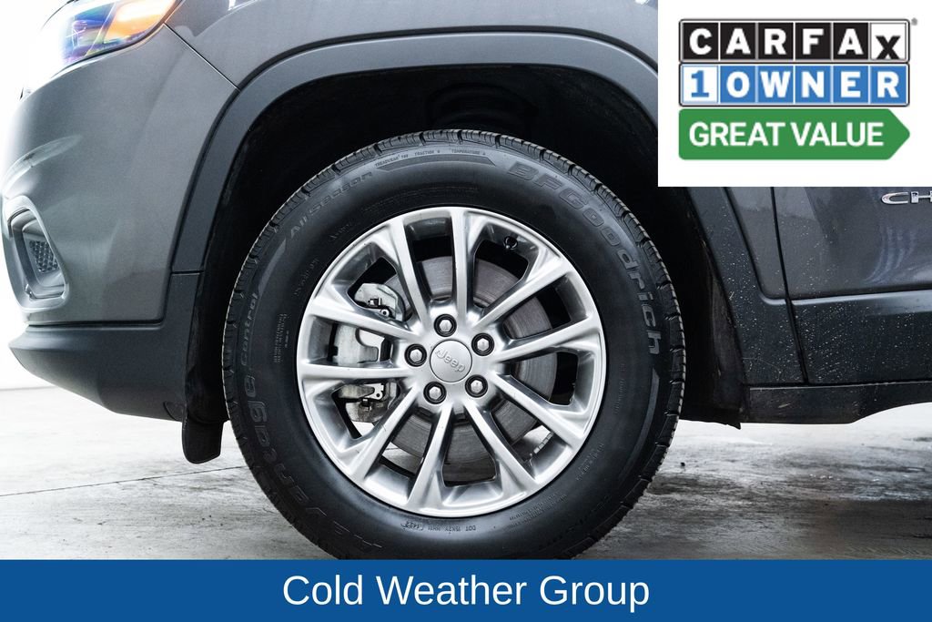 Used 2019 Jeep Cherokee Latitude Plus w/ Cold Weather Group AWD/4WD image 7