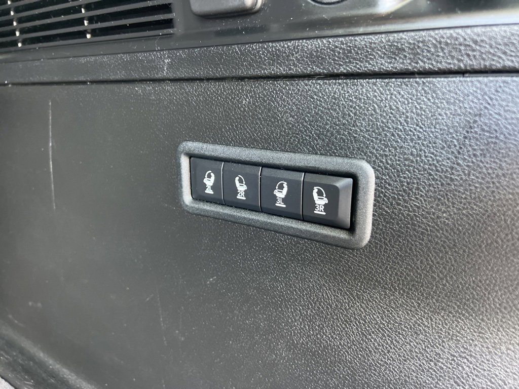 Used 2022 Jeep Wagoneer Series III w/ Convenience Group I image 24