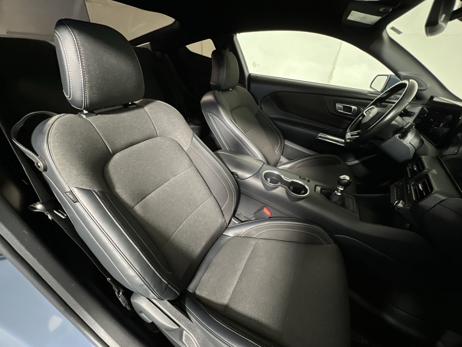 Used 2024 Ford Mustang GT RWD image 25