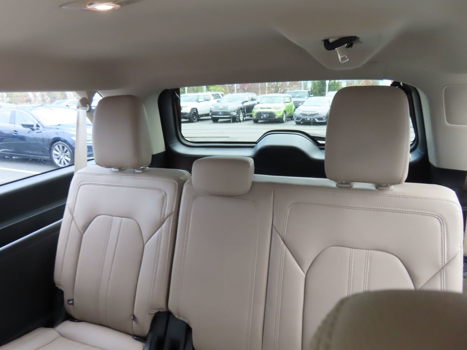 Used 2023 Ford Expedition Max Limited image 34